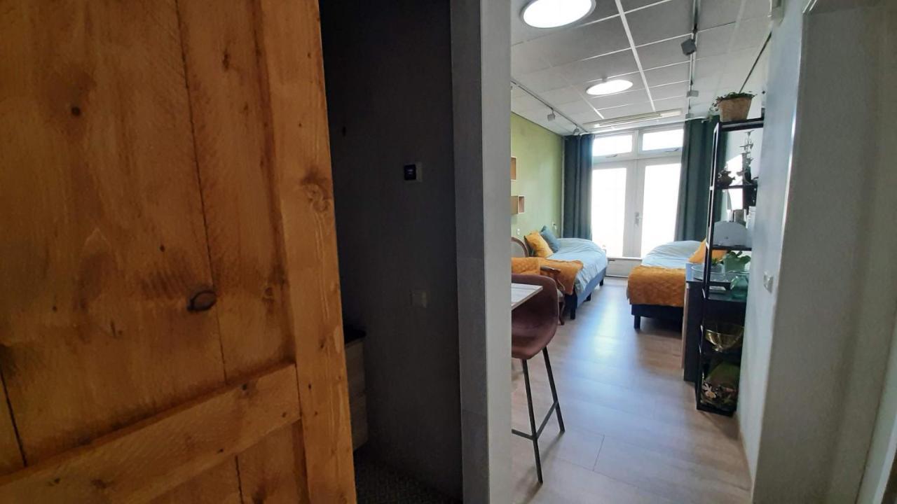 Gastenverblijf Nummer 1 Sommelsdijk Ngoại thất bức ảnh